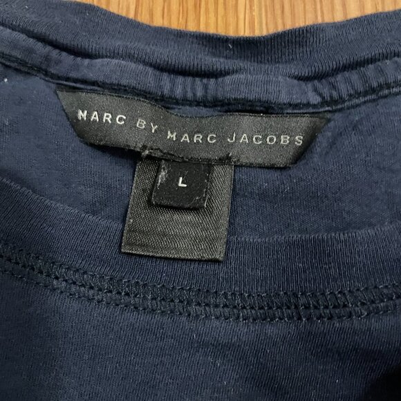 Marc Jacobs Navy Giraffe Graphic Shirt - Picture 2 of 8